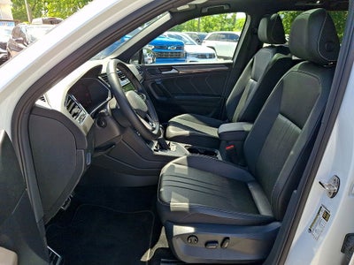 2023 Volkswagen Tiguan 2.0T SE R-Line Black