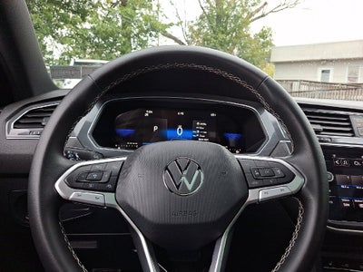 2023 Volkswagen Tiguan 2.0T SE R-Line Black