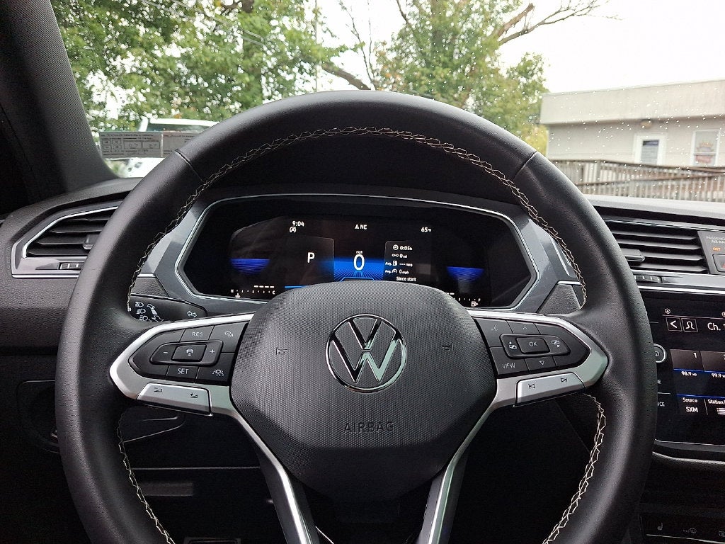 2023 Volkswagen Tiguan 2.0T SE R-Line Black