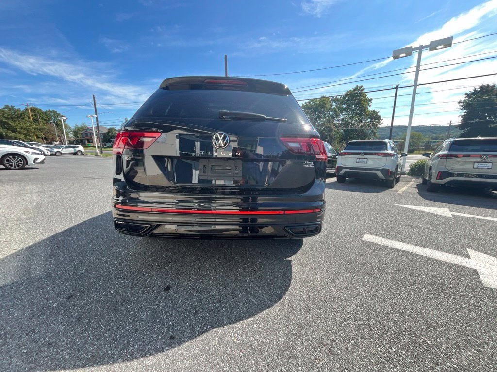 2023 Volkswagen Tiguan 2.0T SE R-Line Black