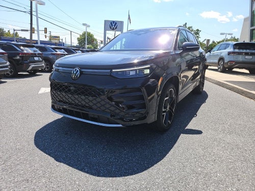 2025 Volkswagen Tiguan 2.0T SEL R-Line