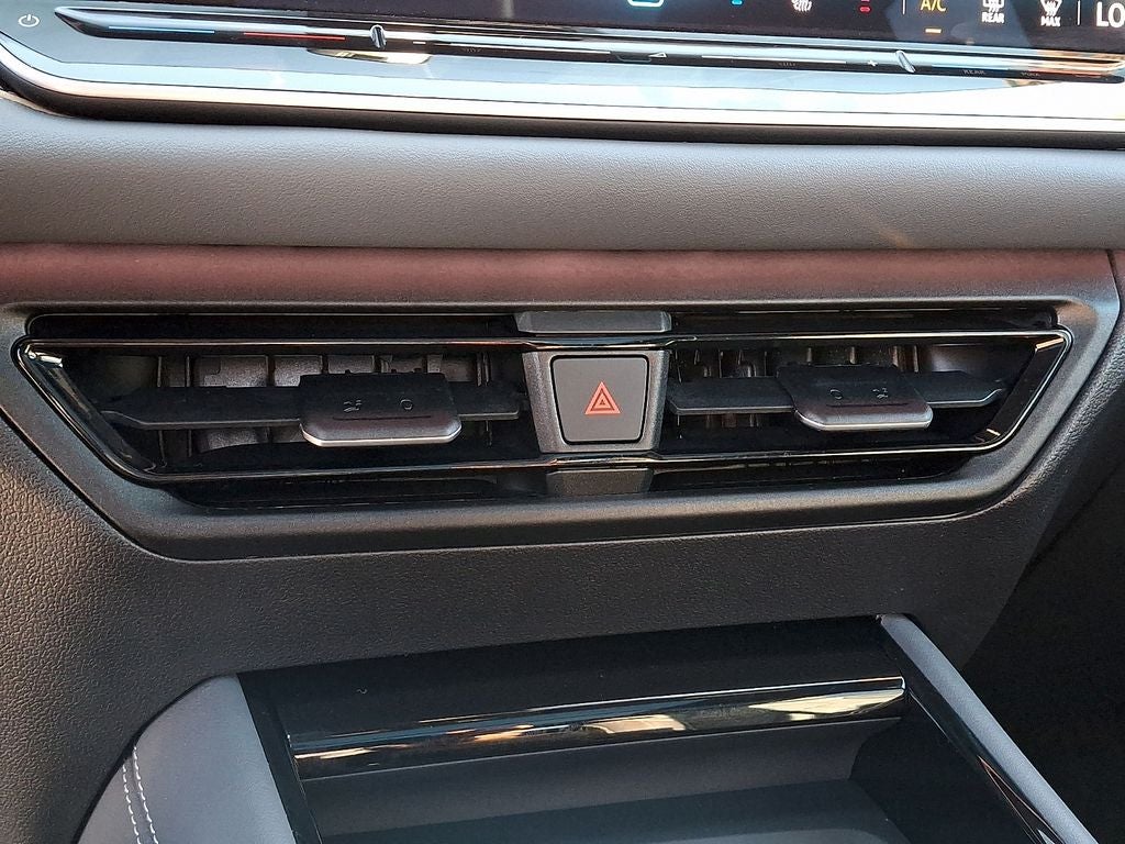 2025 Volkswagen Tiguan 2.0T SEL R-Line