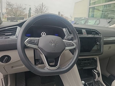 2023 Volkswagen Tiguan 2.0T SE