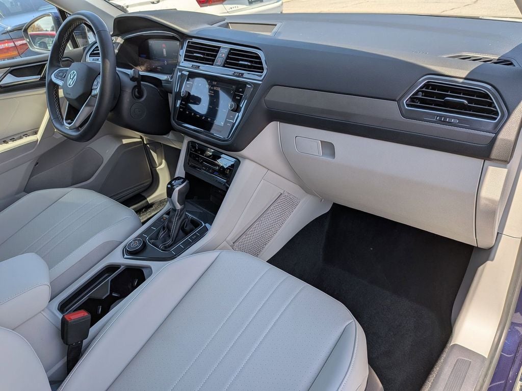 2023 Volkswagen Tiguan 2.0T SE