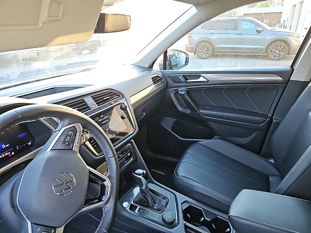 2024 Volkswagen Tiguan 2.0T SE