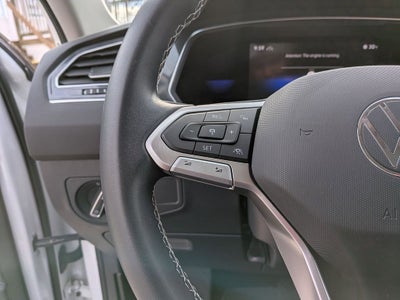 2023 Volkswagen Tiguan 2.0T SE