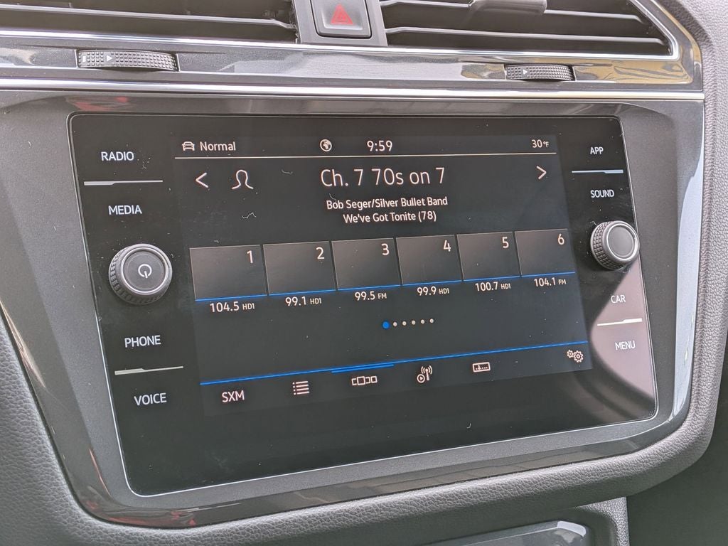 2023 Volkswagen Tiguan 2.0T SE