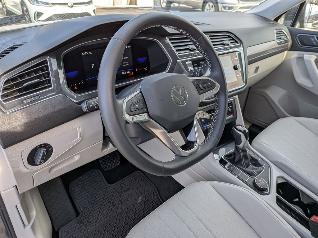 2023 Volkswagen Tiguan 2.0T SE