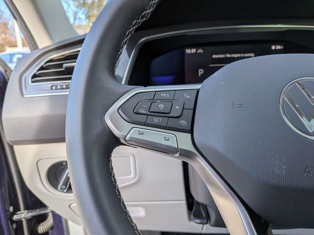 2023 Volkswagen Tiguan 2.0T SE