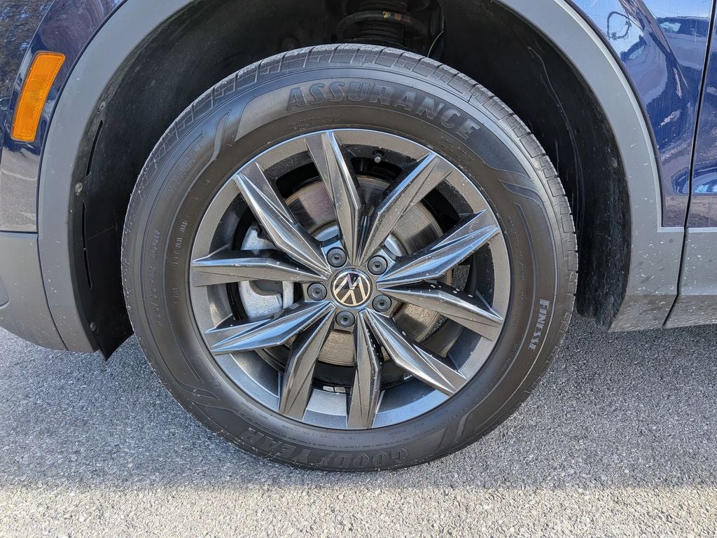 2023 Volkswagen Tiguan 2.0T SE