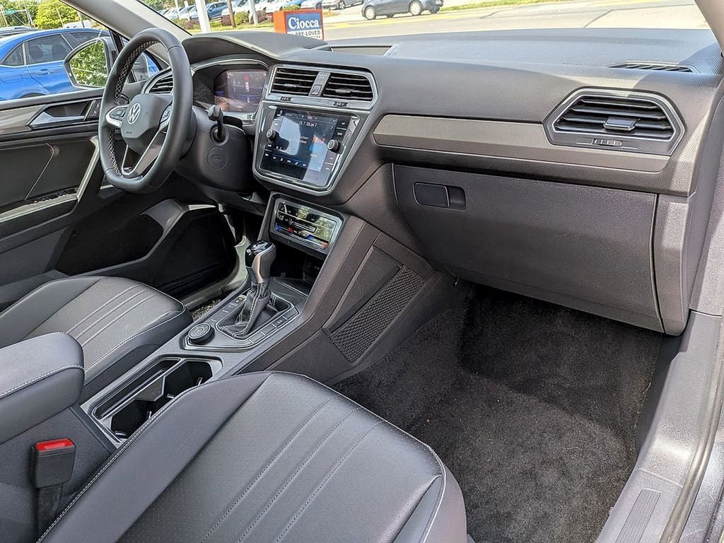 2023 Volkswagen Tiguan 2.0T SE