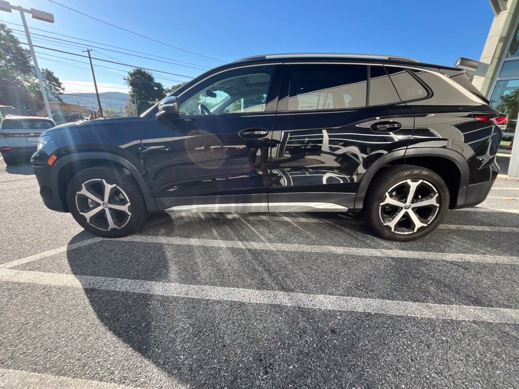 2025 Volkswagen Tiguan 2.0T SE