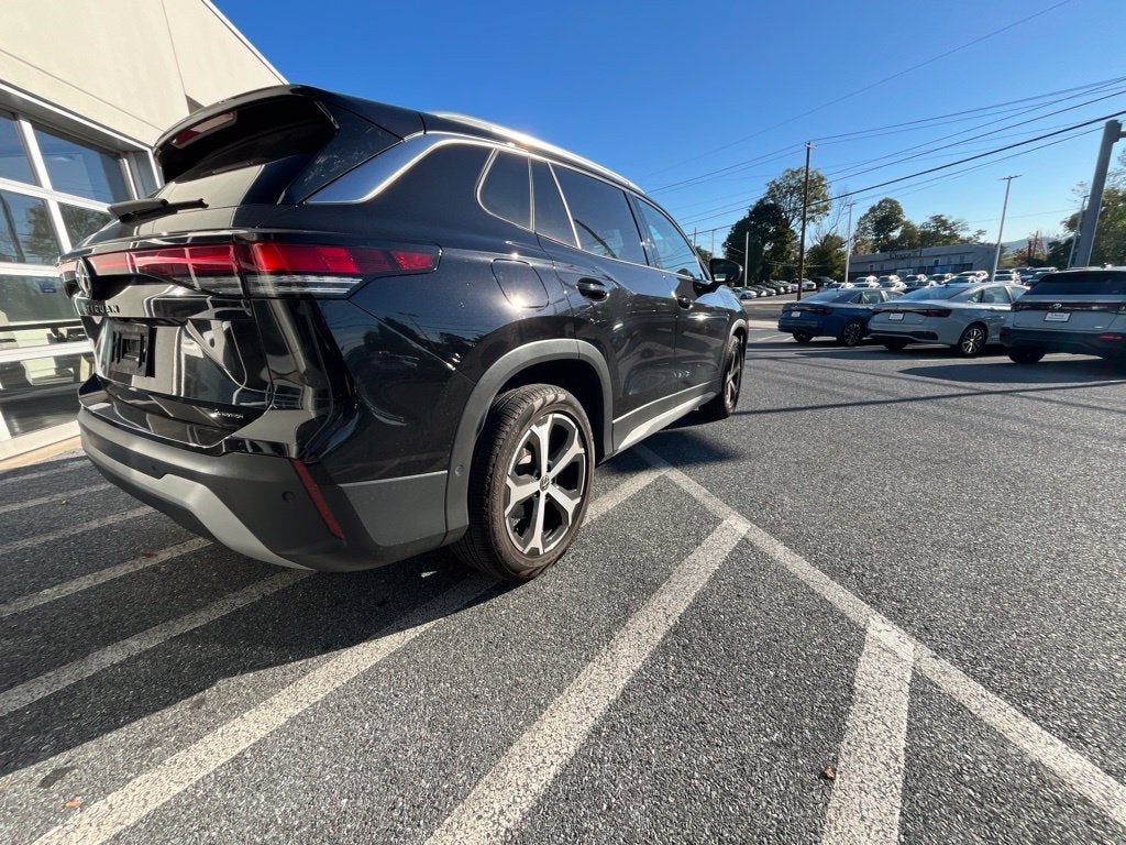 2025 Volkswagen Tiguan 2.0T SE