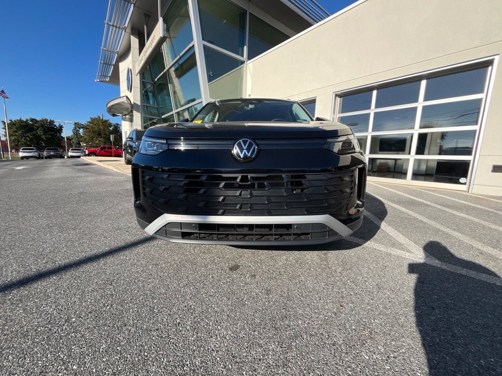 2025 Volkswagen Tiguan 2.0T SE
