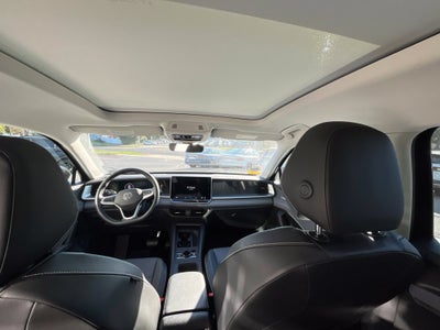 2025 Volkswagen Tiguan 2.0T SE