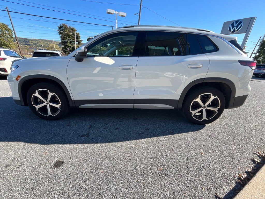 2025 Volkswagen Tiguan 2.0T SE
