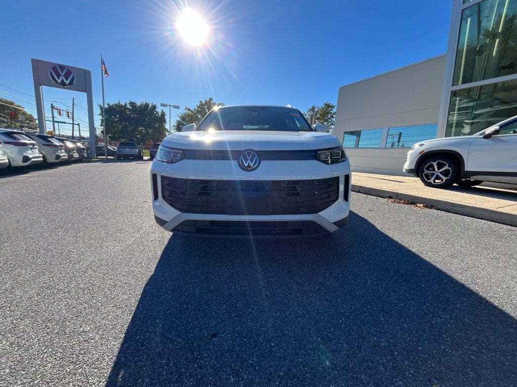 2025 Volkswagen Tiguan 2.0T SE