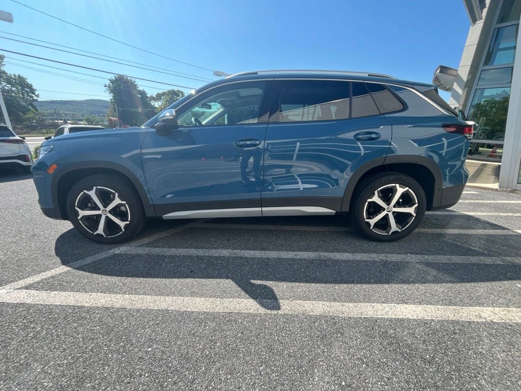 2025 Volkswagen Tiguan 2.0T SE