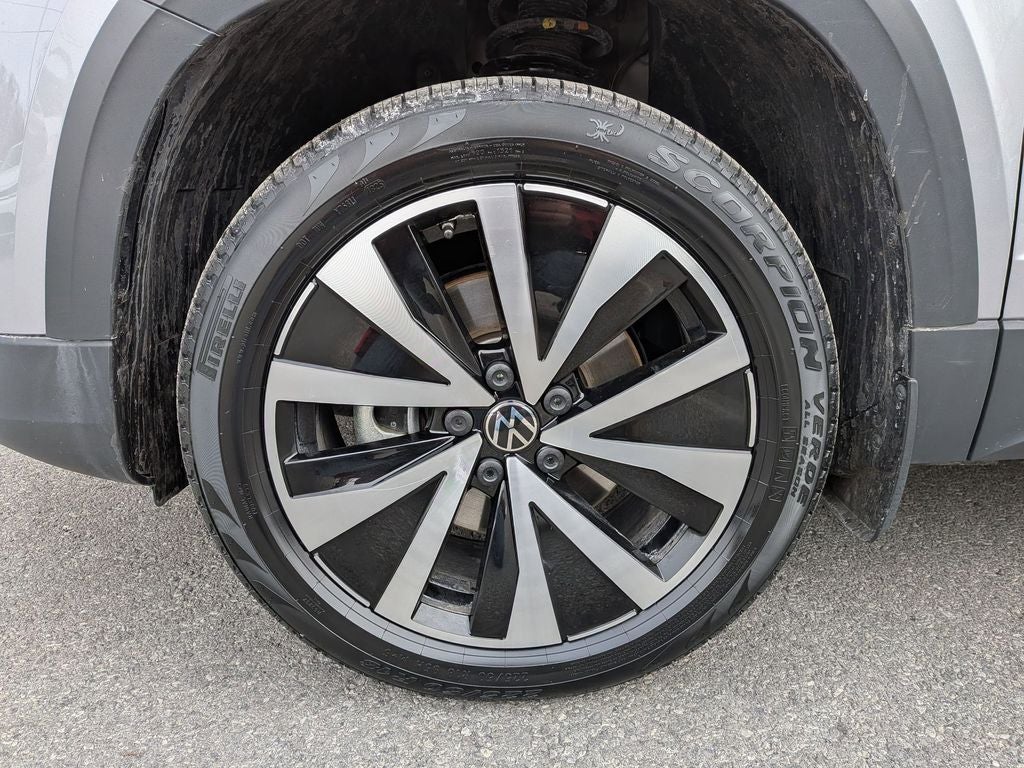 2023 Volkswagen Taos 1.5T SE