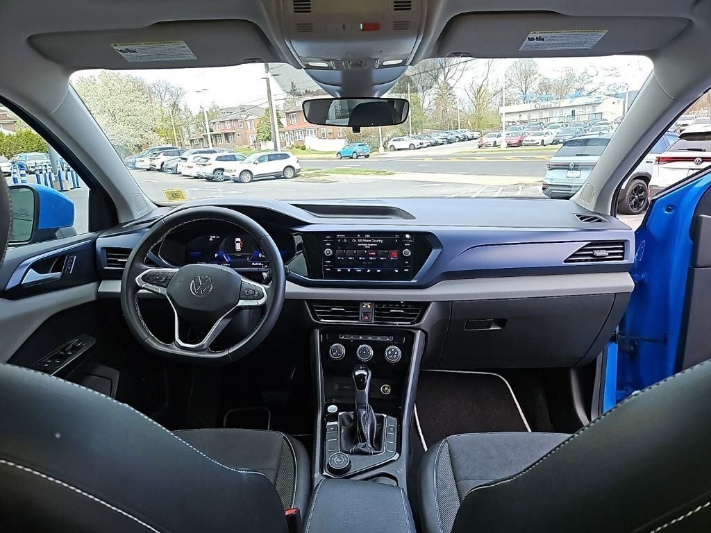 2023 Volkswagen Taos 1.5T SE