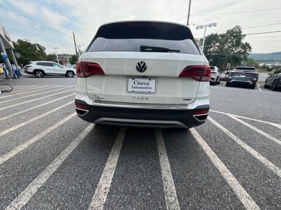 2024 Volkswagen Taos 1.5T SE