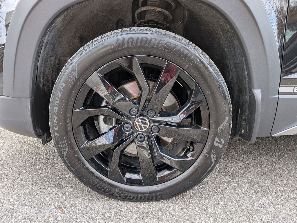 2023 Volkswagen Taos 1.5T SE