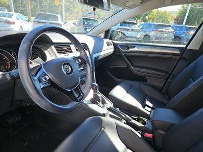 2017 Volkswagen Golf S