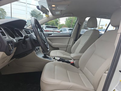 2015 Volkswagen Golf TDI S 4-Door