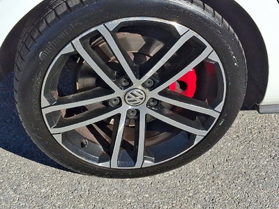 2017 Volkswagen Golf GTI Sport