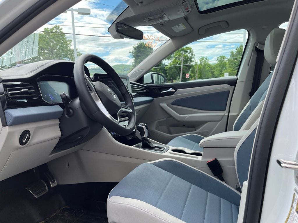 2025 Volkswagen Jetta 1.5T SE