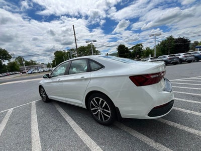 2025 Volkswagen Jetta 1.5T SE