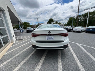 2025 Volkswagen Jetta 1.5T SE