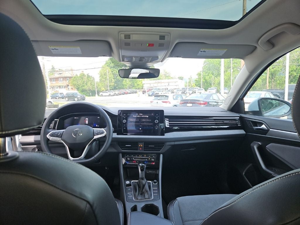 2025 Volkswagen Jetta 1.5T SE