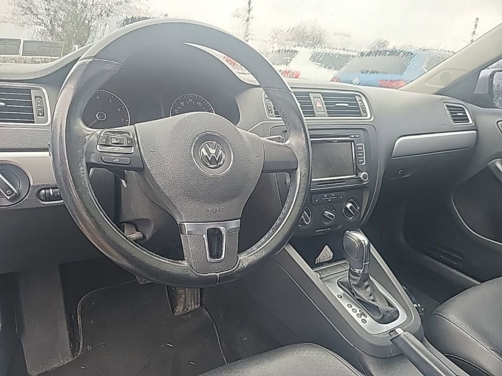 2014 Volkswagen Jetta 1.8T SE w/Connectivity/Sunroof