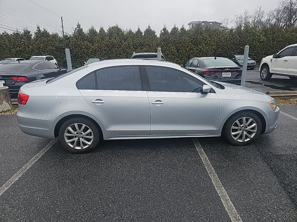 2014 Volkswagen Jetta 1.8T SE w/Connectivity/Sunroof