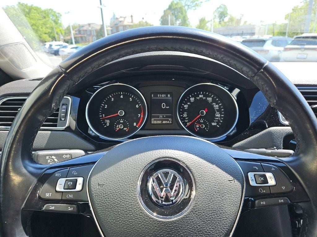 2017 Volkswagen Jetta 1.8T SEL