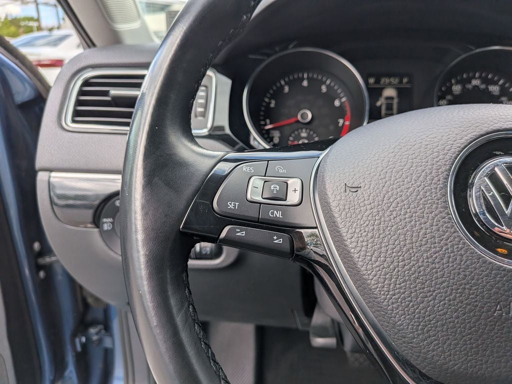 2017 Volkswagen Jetta 1.8T SEL