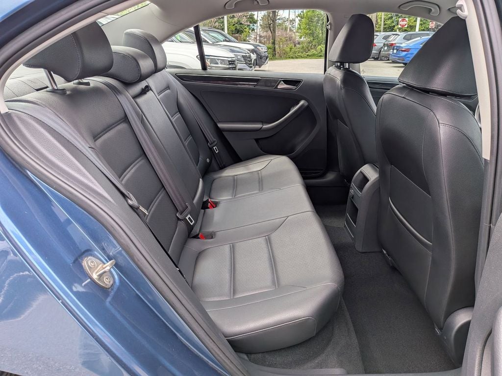 2017 Volkswagen Jetta 1.8T SEL