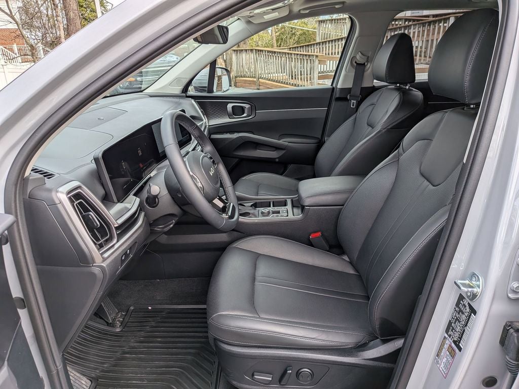 2025 Kia Sorento EX