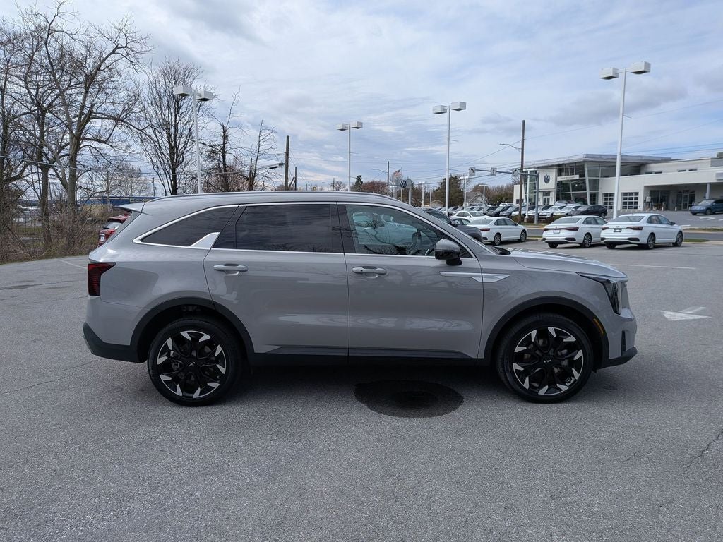 2025 Kia Sorento EX