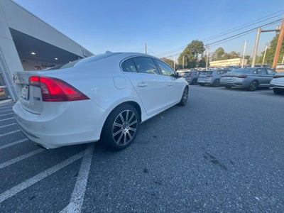 2018 Volvo S60 Inscription T5 Platinum