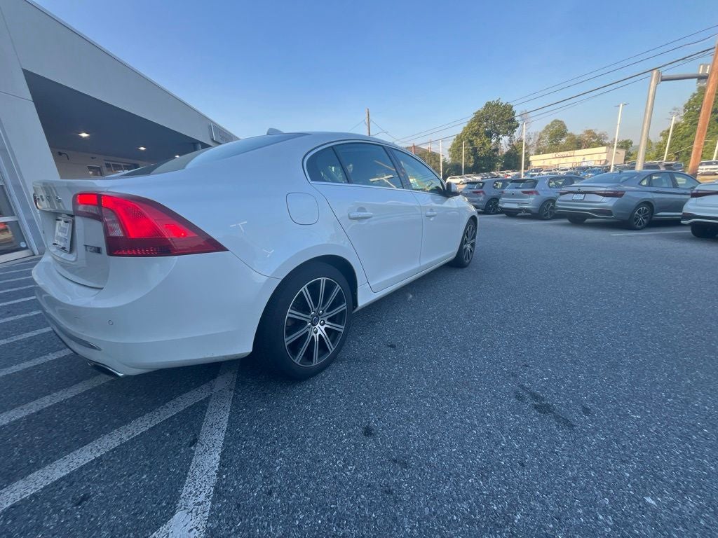 2018 Volvo S60 Inscription T5 Platinum