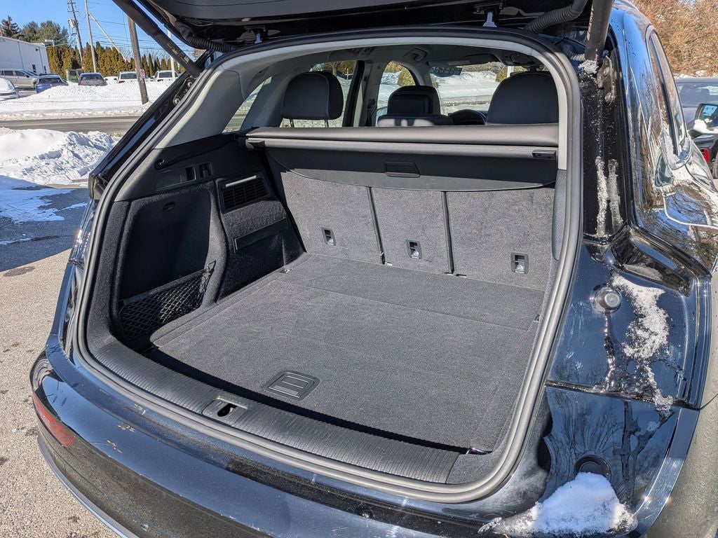 2023 Audi Q5 40 Premium quattro