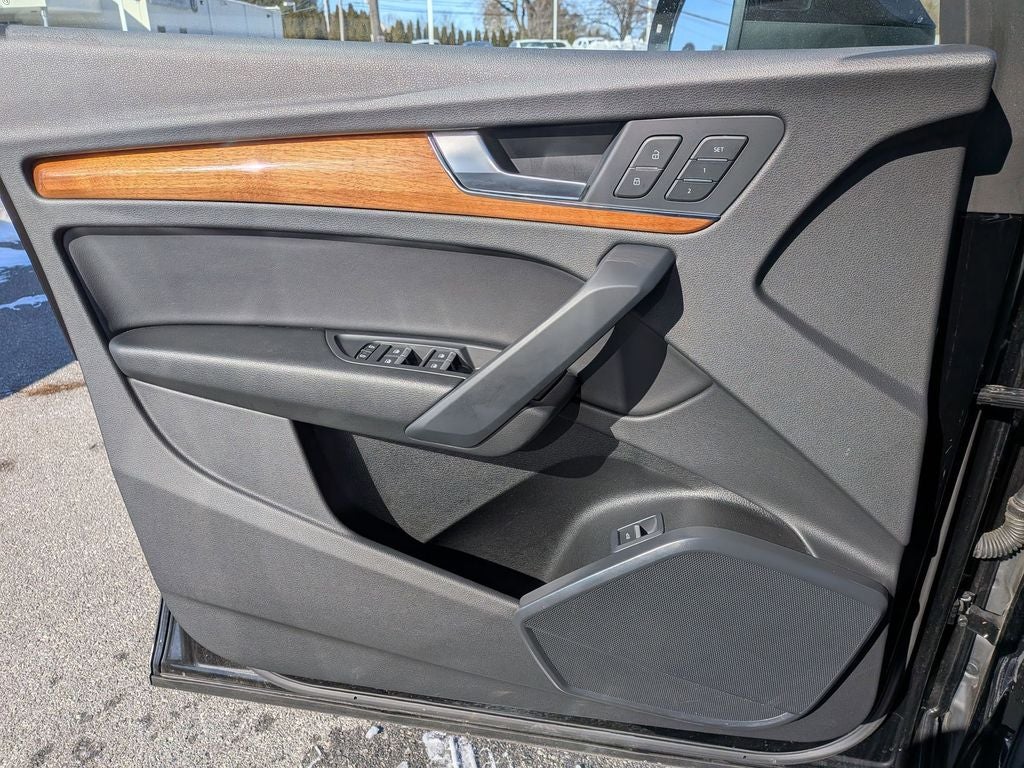 2023 Audi Q5 40 Premium quattro