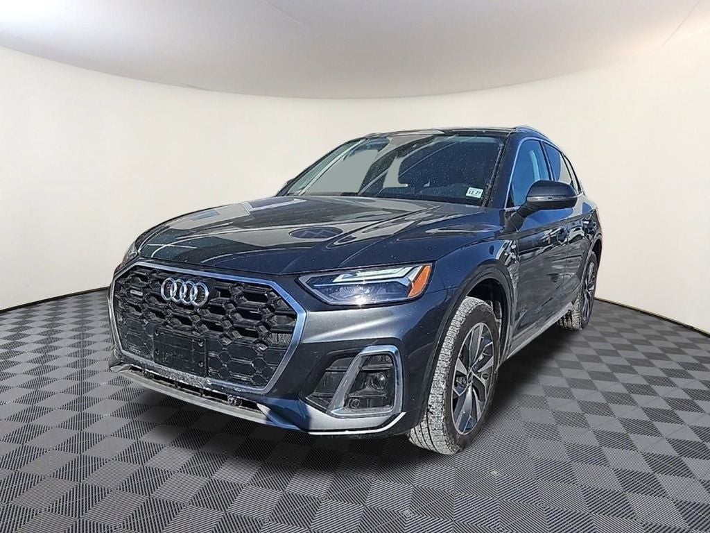 2023 Audi Q5 45 S line Premium quattro