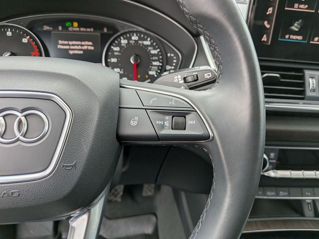 2023 Audi Q5 45 S line Premium quattro