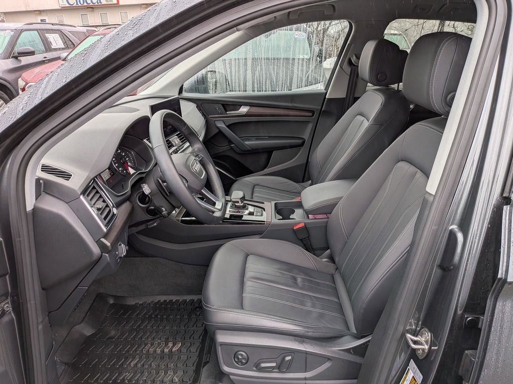 2023 Audi Q5 45 S line Premium quattro