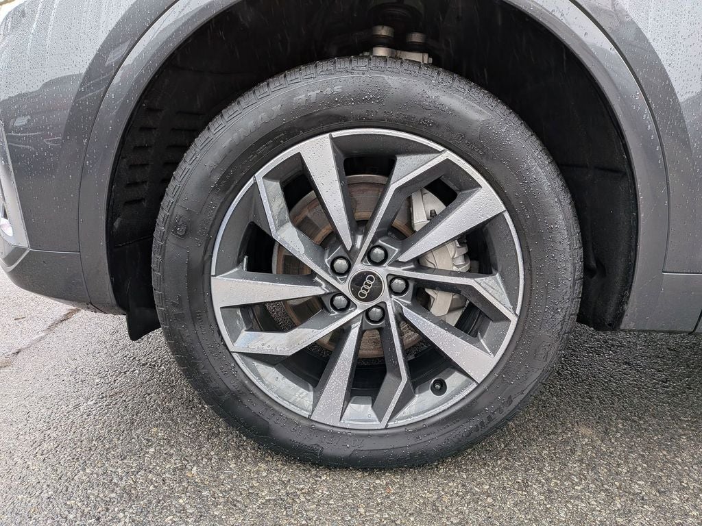 2023 Audi Q5 45 S line Premium quattro