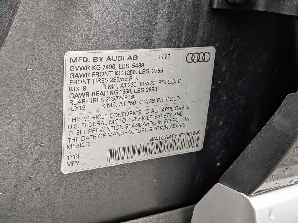 2023 Audi Q5 45 S line Premium quattro
