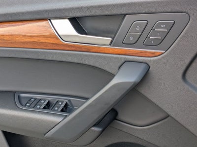 2023 Audi Q5 45 S line Premium quattro